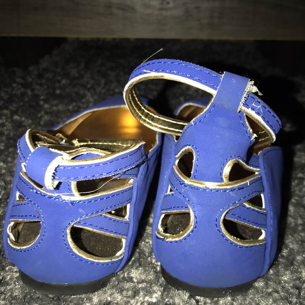 Blue flats - Picture 2 of 3